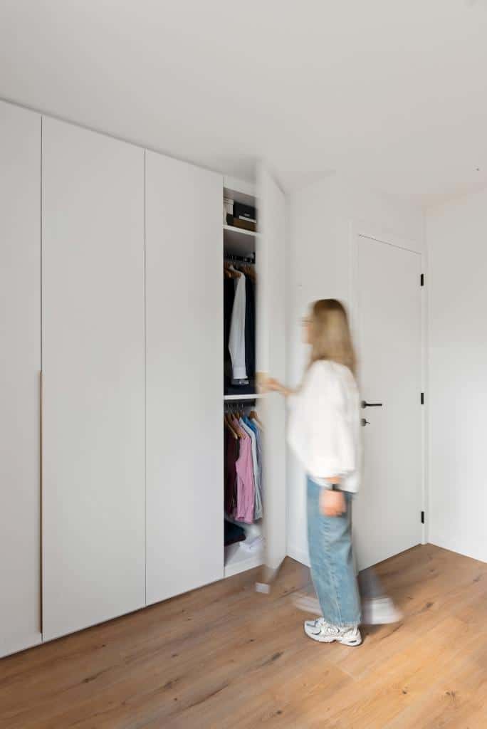 Slaapkamerkast in master bedroom