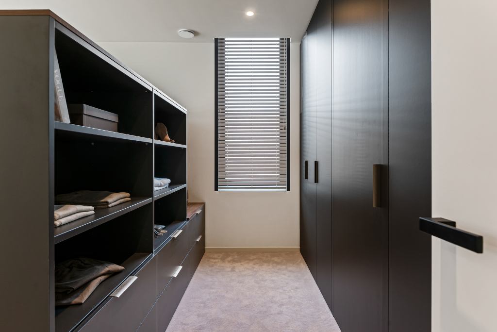 master-bedroom-inloopdressing-5 Inloopdressing in de master bedroom