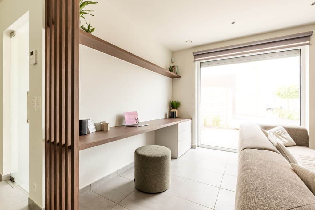 Bureau op maat in living