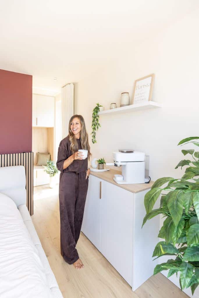 Coffee corner in slaapkamer